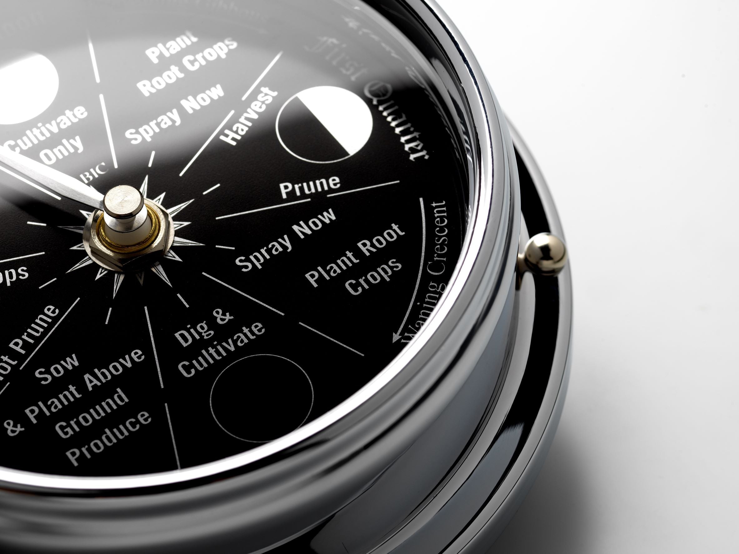 Prestige Chrome Moon Gardening Clock