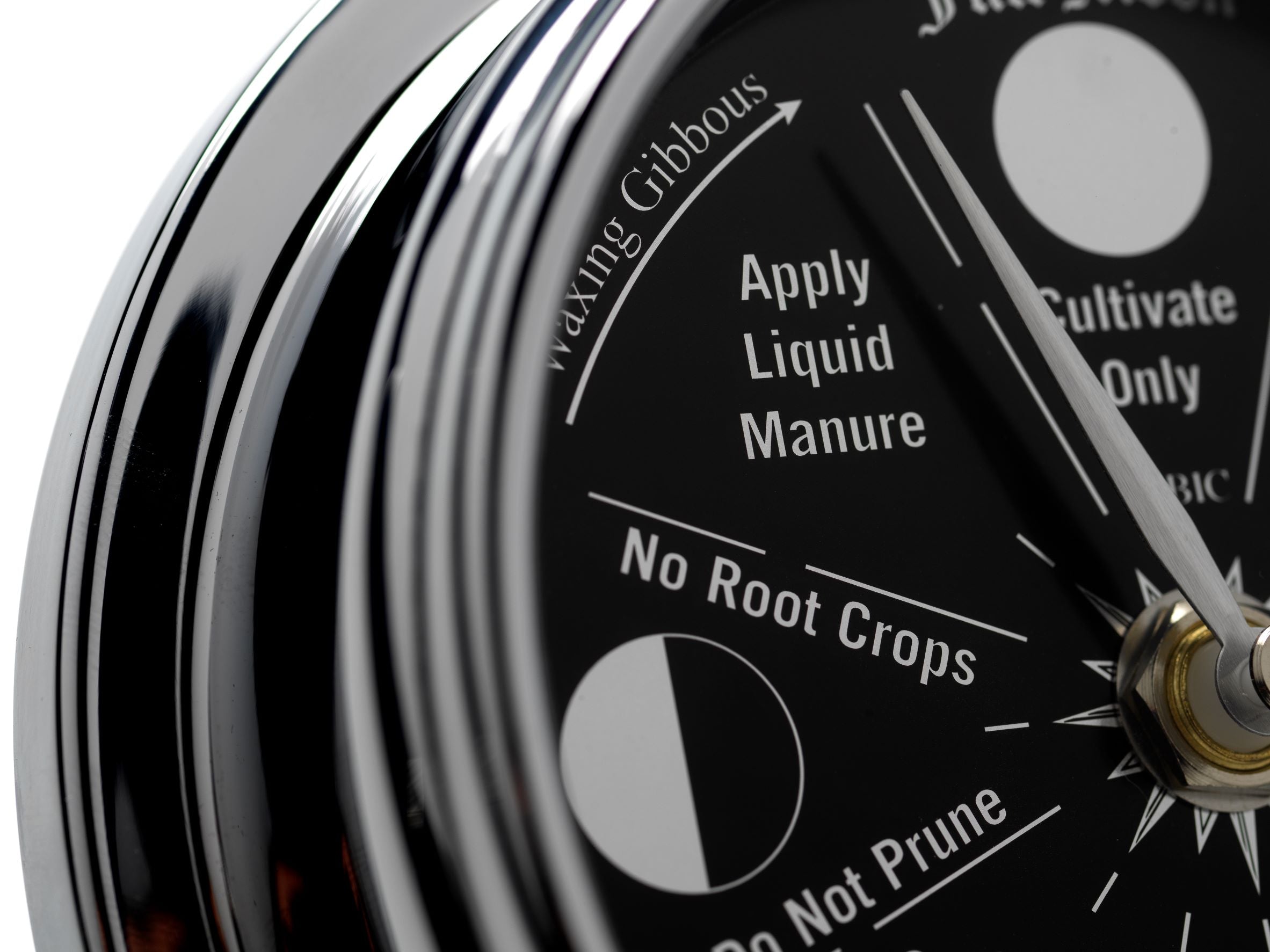 Prestige Chrome Moon Gardening Clock & Natural English Oak Mantle Mount