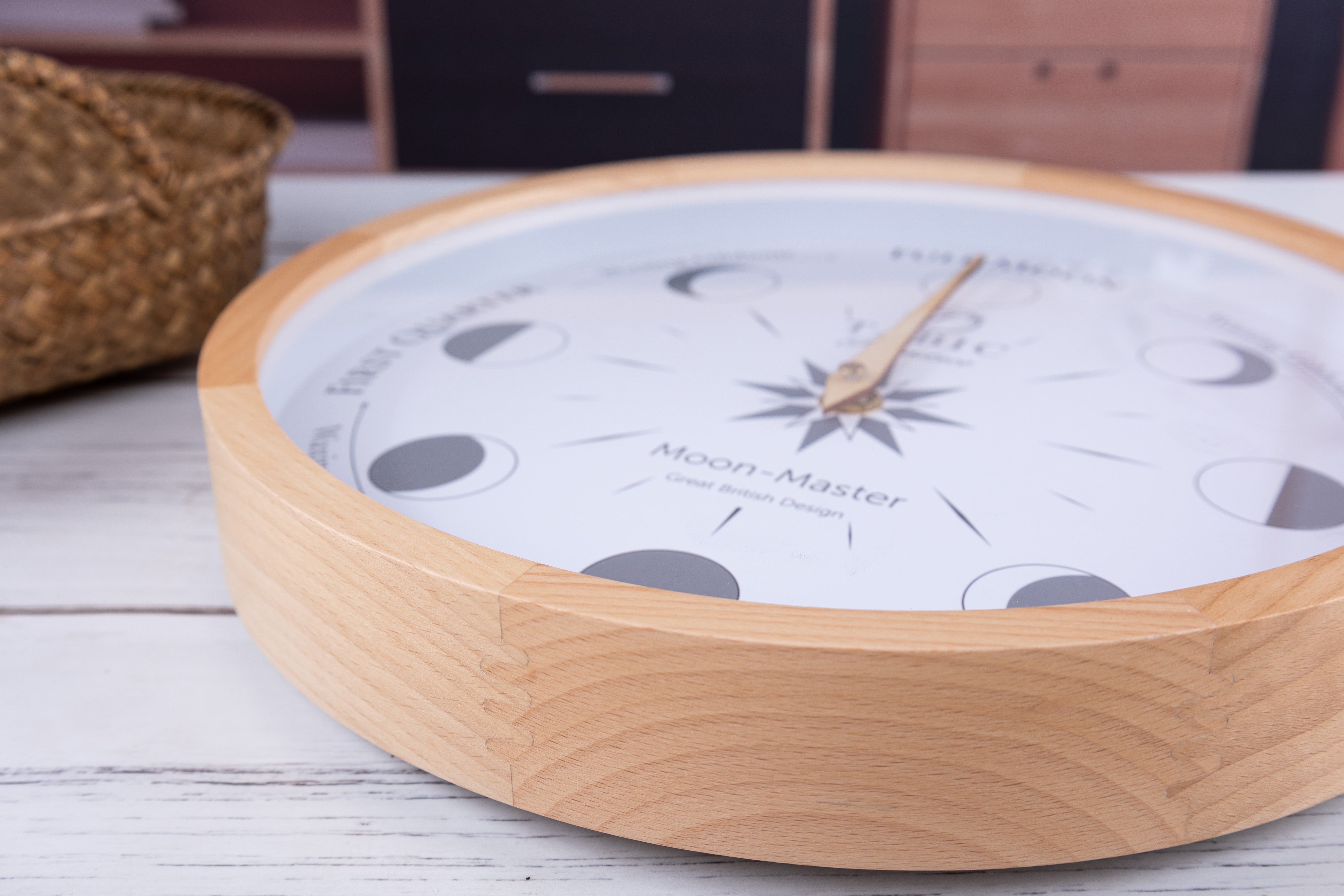 Moon Phase clock - Planeteco Moon Master, accurate lunar tracking